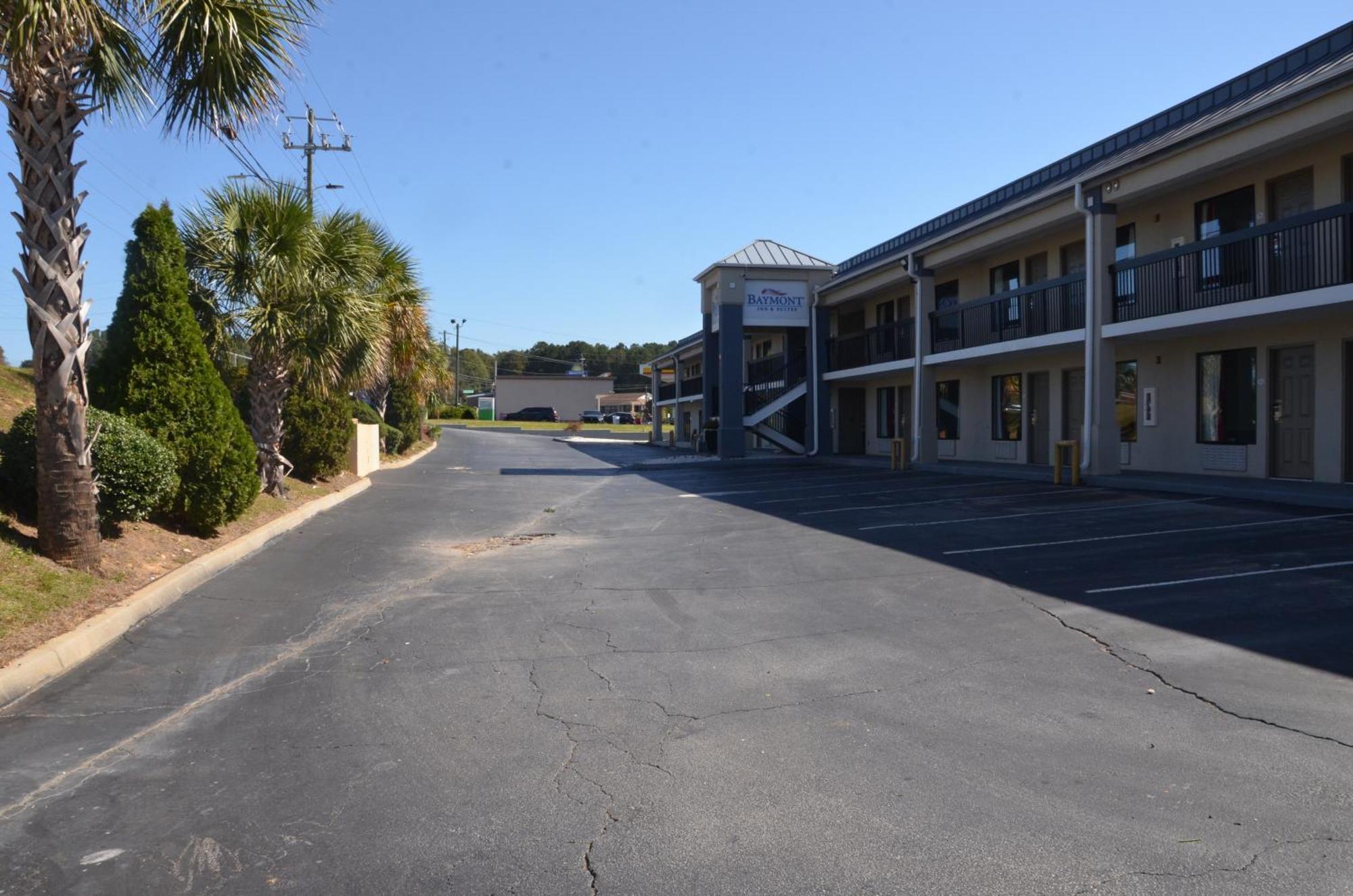 Baymont Inn & Suites Covington Exterior photo